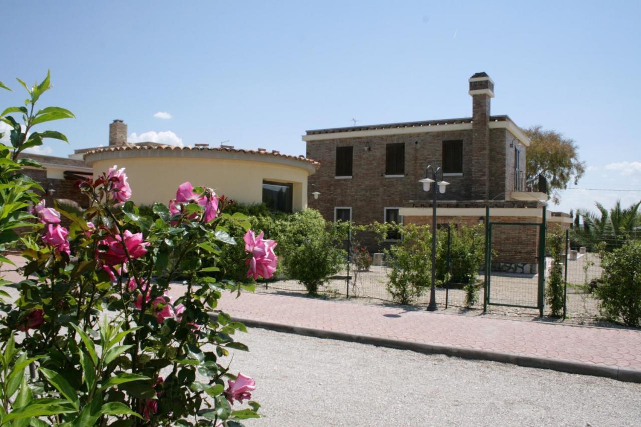 Agriturismo Posta Bassi Foggia Kültér fotó