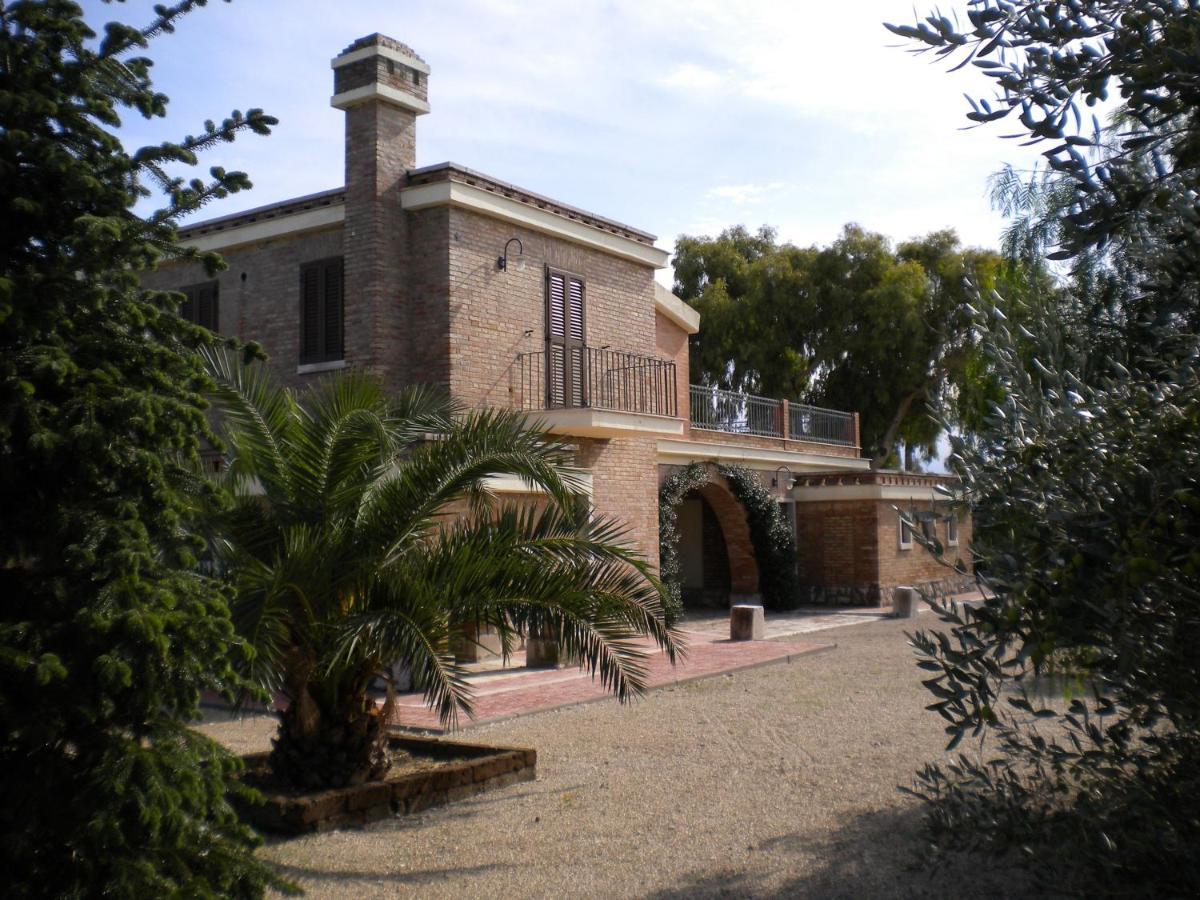 Agriturismo Posta Bassi Foggia Kültér fotó